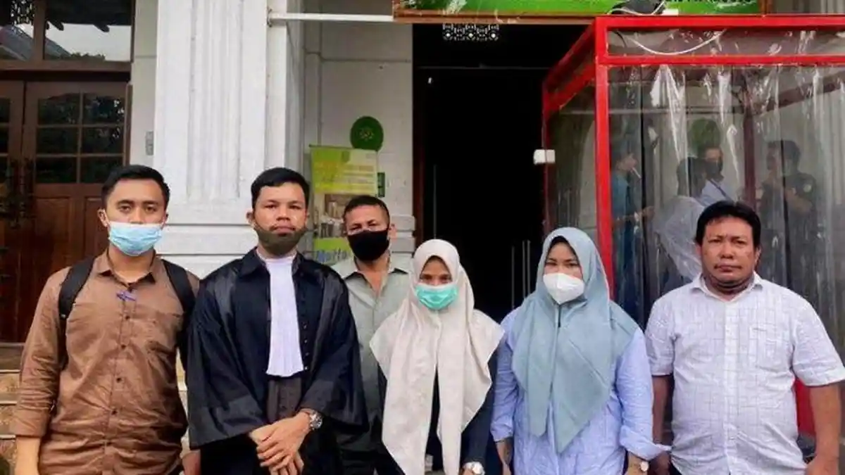 Gara-gara Tulisan Dokter, Dua Pegawai Apotek Di Medan Ini Jadi Terdakwa, Pasien Nyaris Celaka