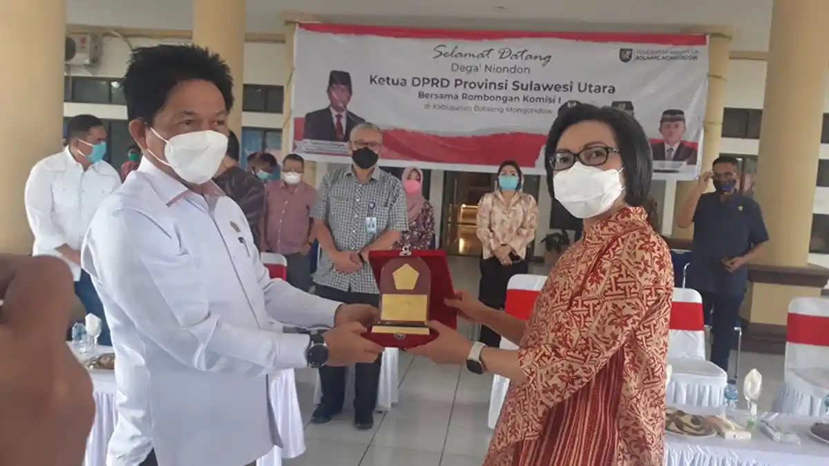 Bupati Yasti Soepredjo Mokoagow Terima Kunker Ketua DPRD Sulut, Bahas Soal Dana Desa
