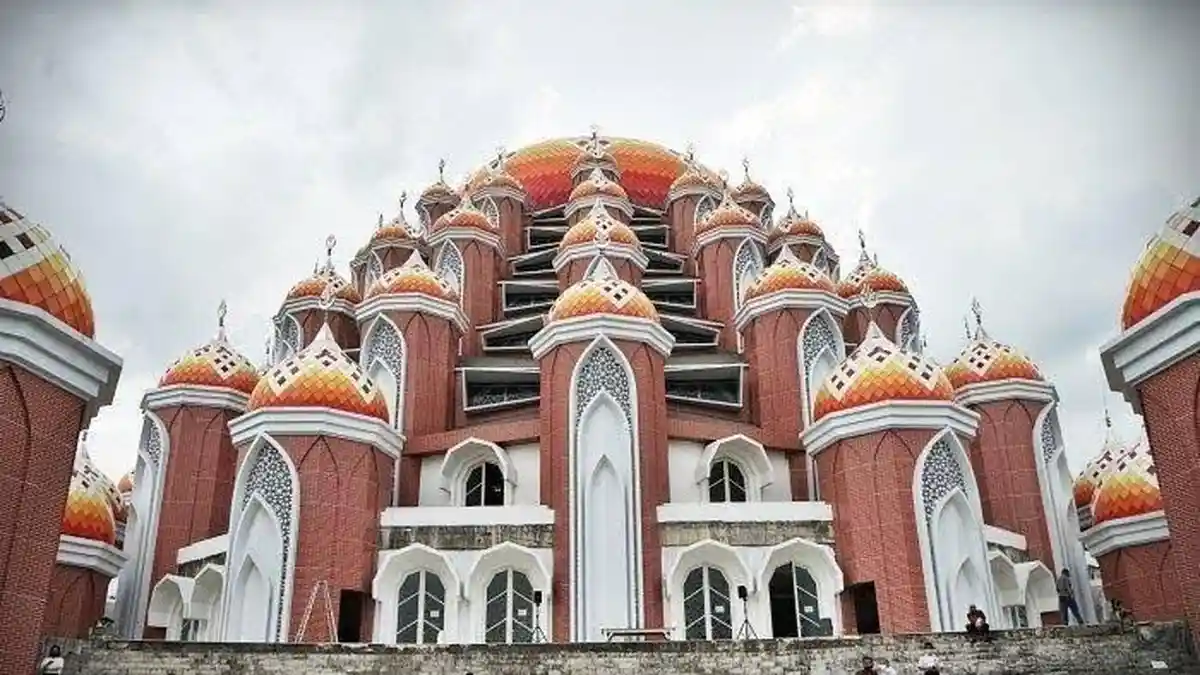 Pembangunan Masjid 99 Kubah Makassar Tetap Dilanjutkan,  Plt Gubernur: Segera Dikerjakan Tahun Ini