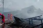 BREAKING NEWS: Lima Warung di Wujil Semarang Ludes Terbakar, Api Diduga Berawal Dari Kompor