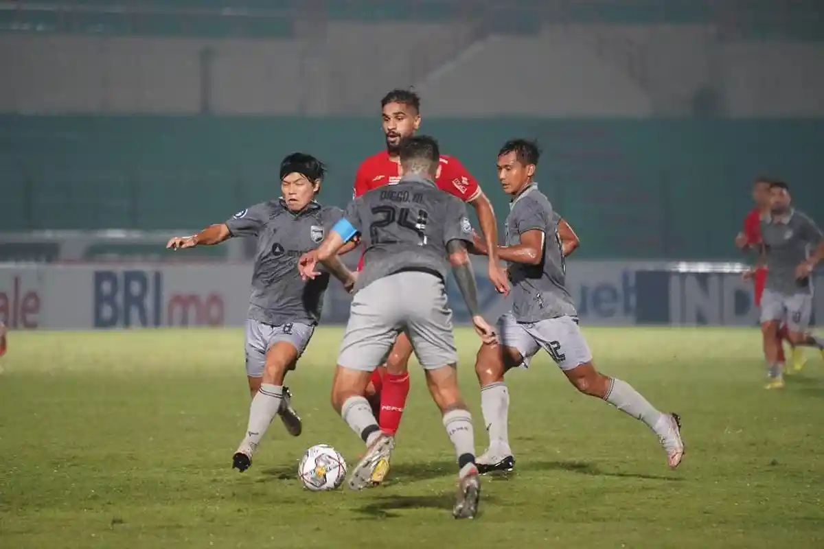 Absen 3 Laga Sampai Persija Jakarta Kalah 2 Kali, Abdulla Yusuf Helal Fokus 9 Poin di Kandang