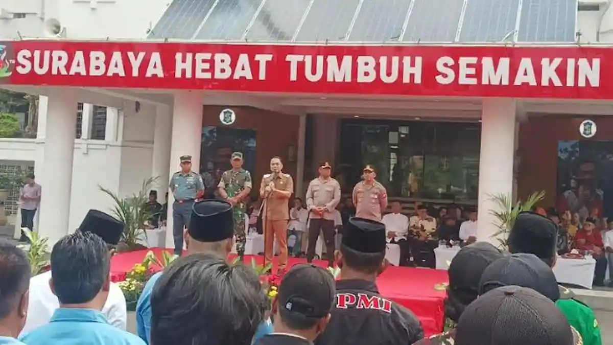 BREAKING NEWS - Pemkot Surabaya Gelar Apel Berantas Jukir Liar dan Premanisme, Gandeng Banyak Ormas