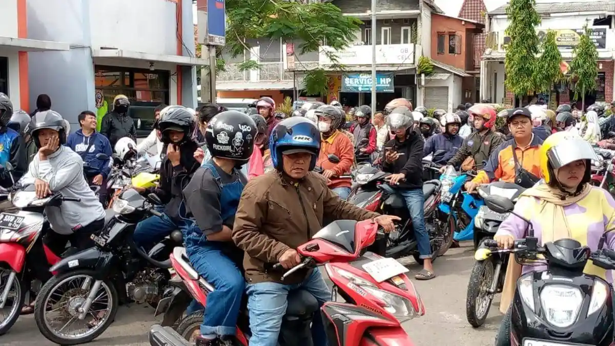 Gubernur Dedi Mulyadi Perpanjang Masa Pengampunan Pajak Kendaraan Bermotor Hingga September 2025