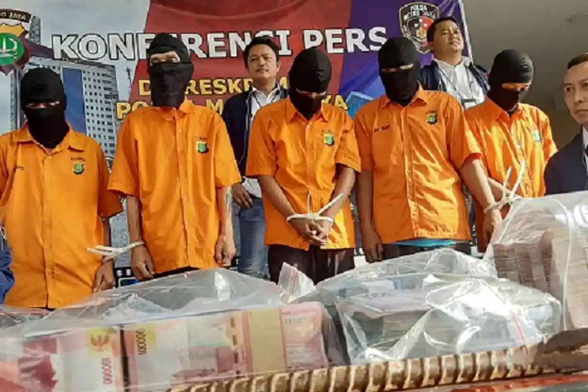 Terungkap Tiga dari Lima Pencuri Uang Tunai Rp 4,25 Miliar Sudah 10 Tahun Bekerja di Rumah Korban