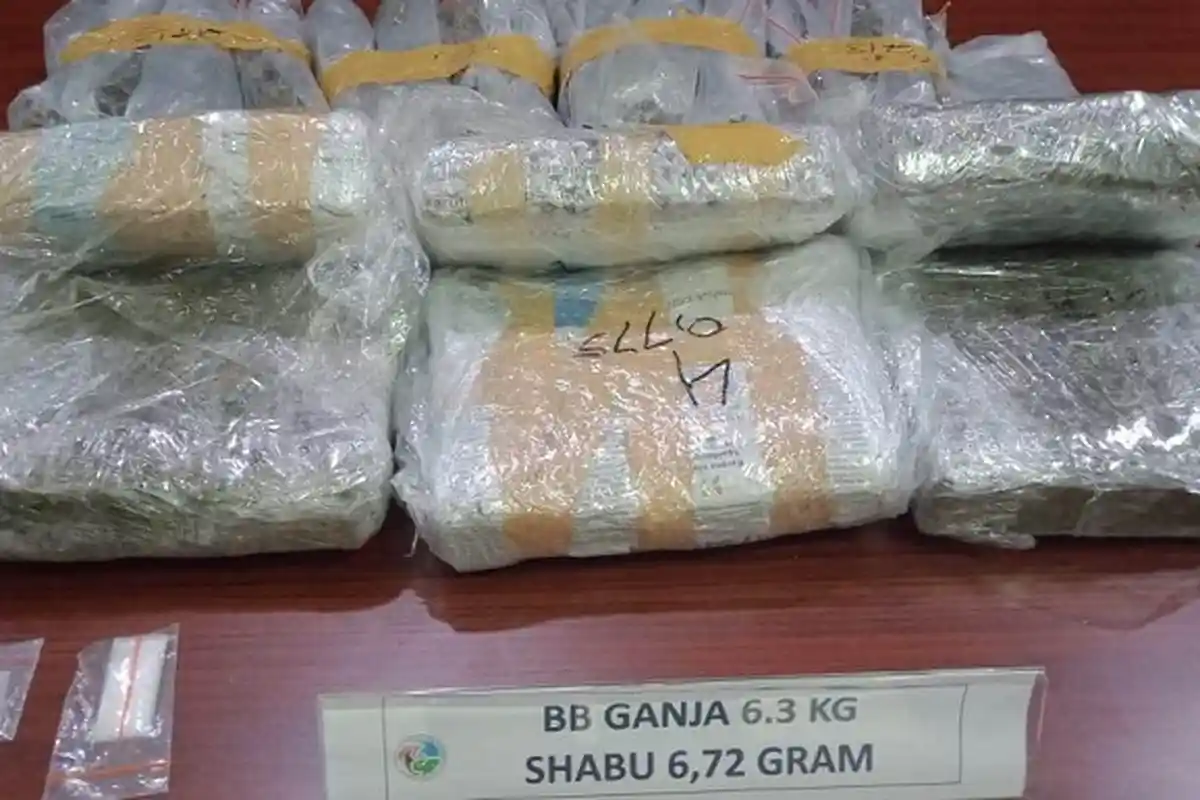 Mahasiswa Bekasi Simpan 6,3 Kilogram Ganja dalam Karung, Mau Diedarkan saat Malam Tahun Baru