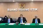 ketua-dewan-pengawas-kpk-selaku-ketua-majelis-etik-tumpak-hatorangan-panggabean.jpg