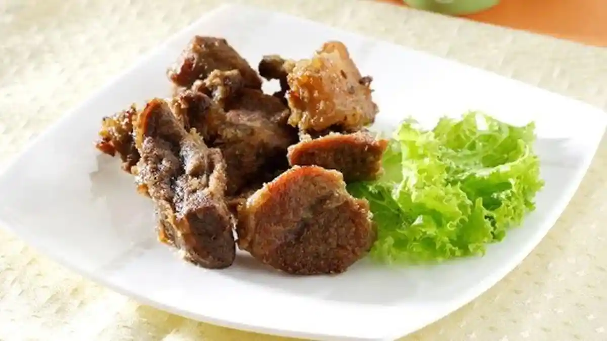 Resep Daging Penyet Berbumbu, Menu Makan Siang yang Rasanya Sulit Banget Dilupakan
