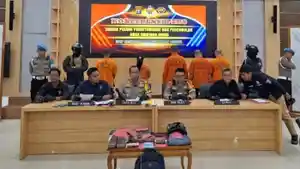 diperkosa-satu-keluarga.jpg