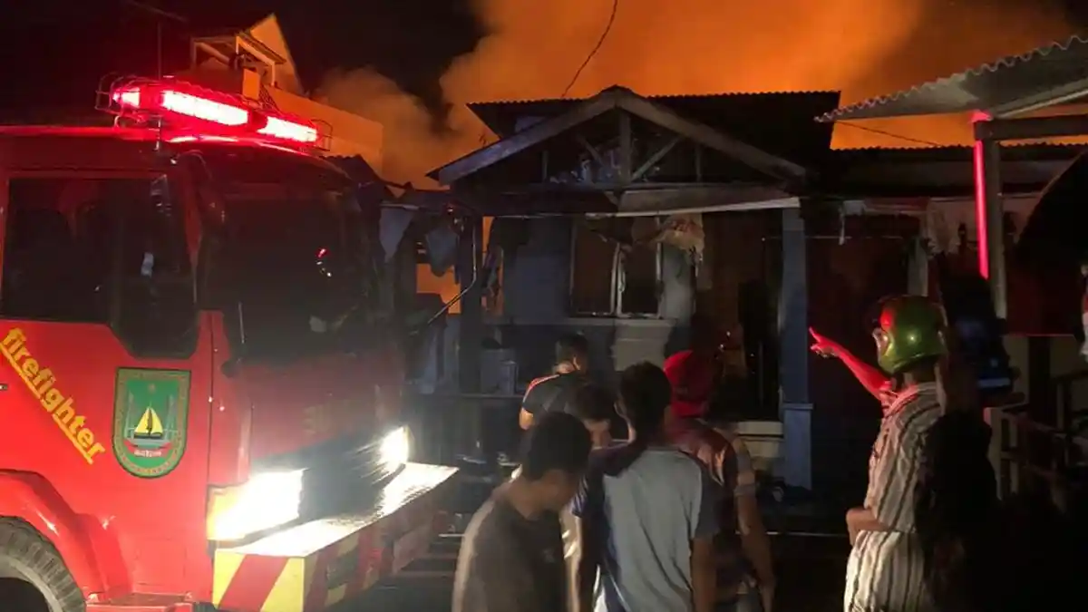 CURHAT Misnan, Korban Kebakaran di Baloi Mas Indah, Semua Terbakar Tersisa HP dan Baju di Badan