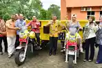 Pemkab Pekalongan Serius Tangani Sampah, 20 Motor Pengangkut Dibagikan