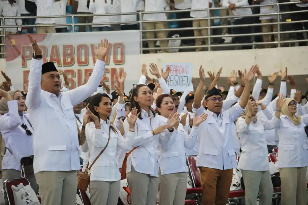 Prabowo Subianto Minta Setiap Kader Gerindra Kerja Keras, Yakinkan Minimal 30 Orang