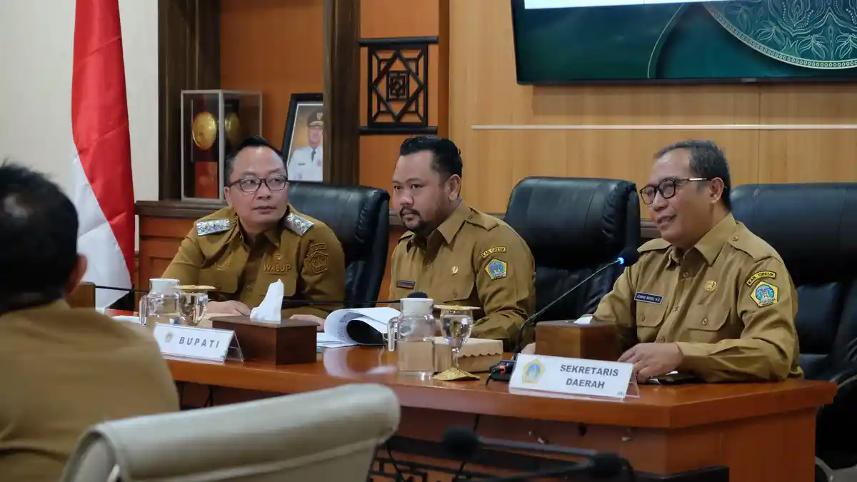 Bupati Gresik Gus Yani Instruksikan ASN WFH Hari Kamis dan Gowes di Hari Jumat