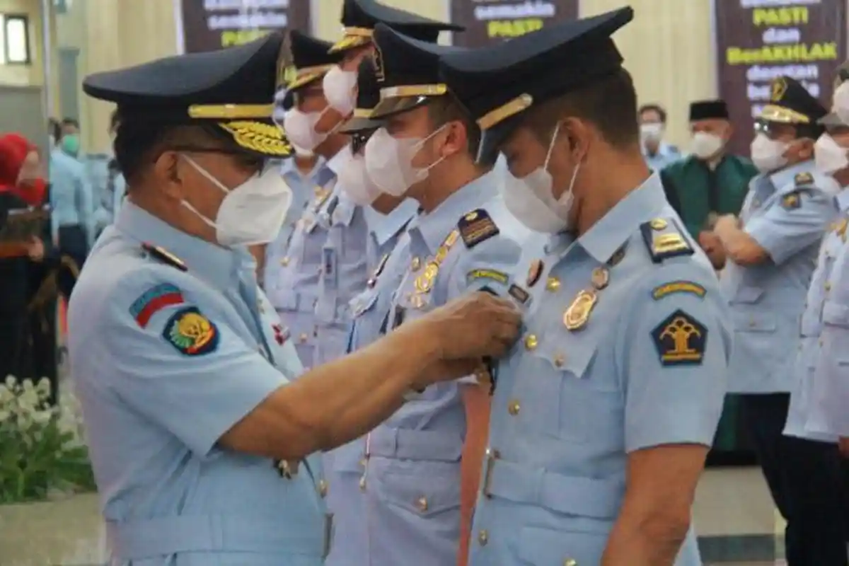 Lantik 23 Pejabat Keimigrasian, Kakanwil Berharap Ada Peningkatan Pelayanan Kepada Masyarakat