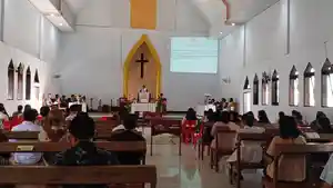 Suasana-ibadah-Misa-Kenaikan-Isa-Almasih-di-Gereja.jpg