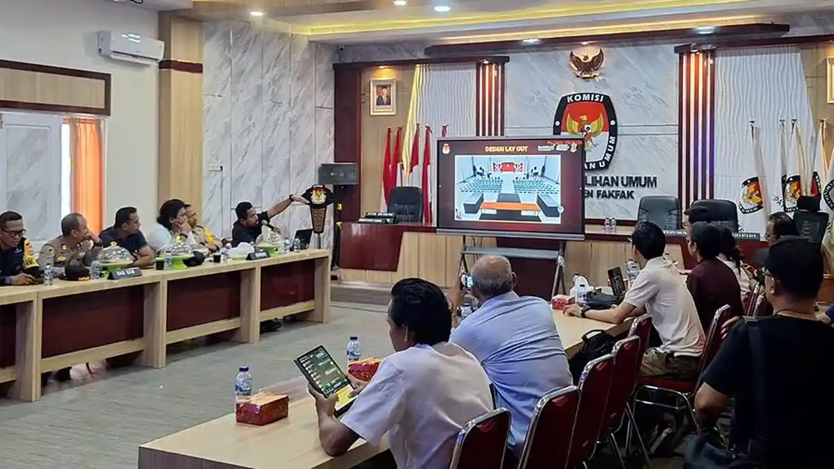 Debat Publik Pilkada Fakfak, Hanya 50 Pendukung Tiap Paslon Bisa Ikut Nonton Langsung