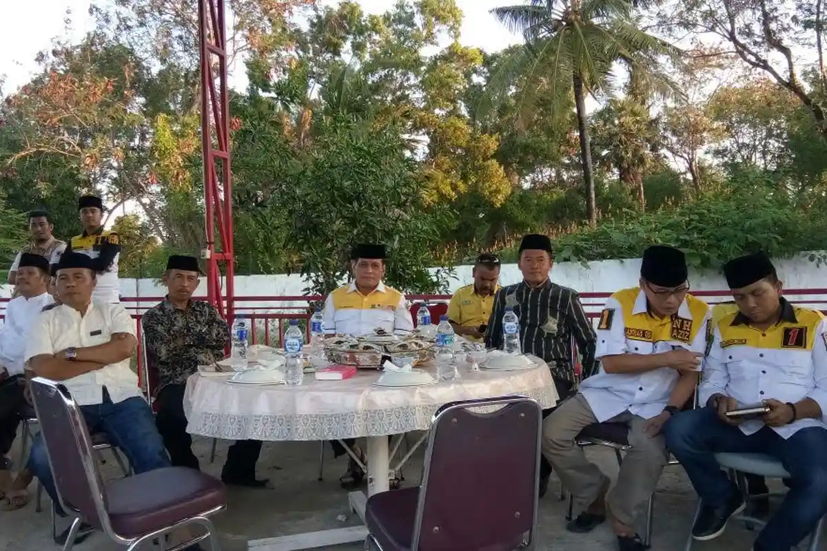 Nurdin Halid Buka Puasa Bersama di Kediaman Mulyadi Mustamu