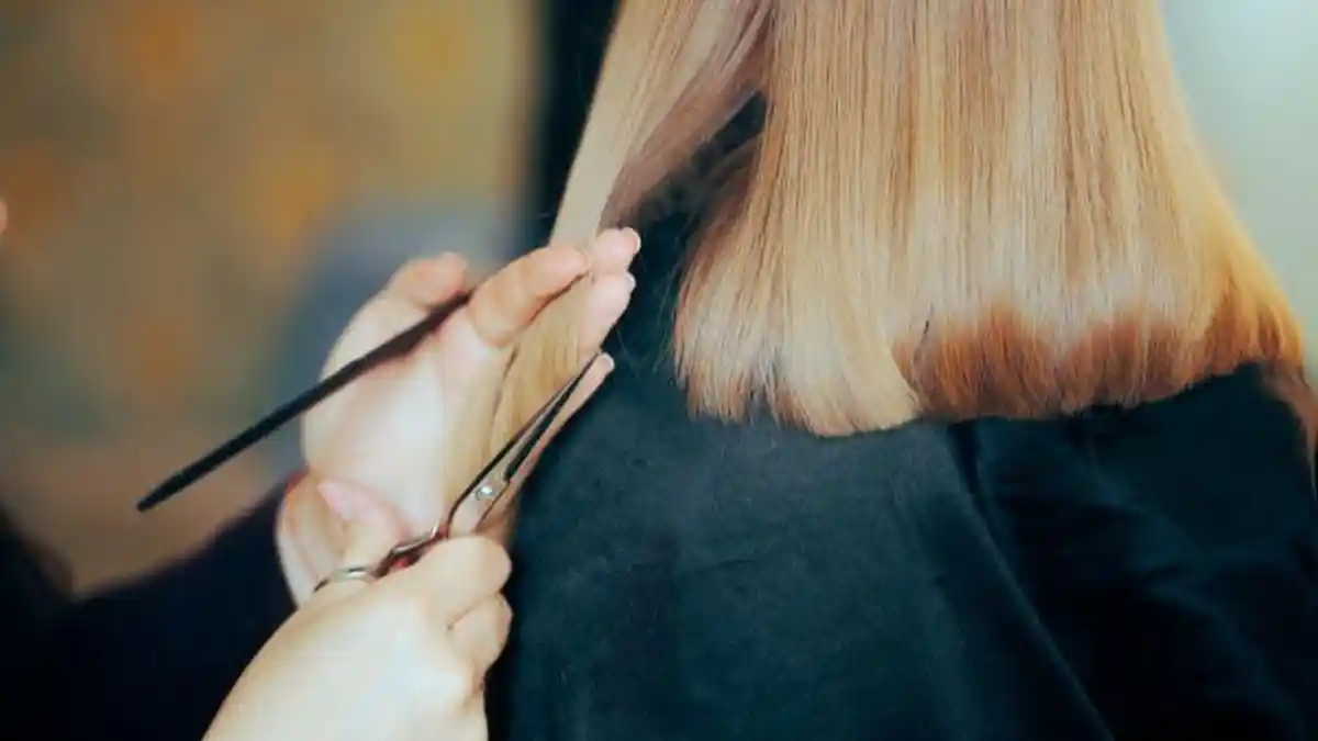 6 Arti Mimpi Potong Rambut Menurut Islam, Akan Ada Hal Indah Setelah Kesulitan