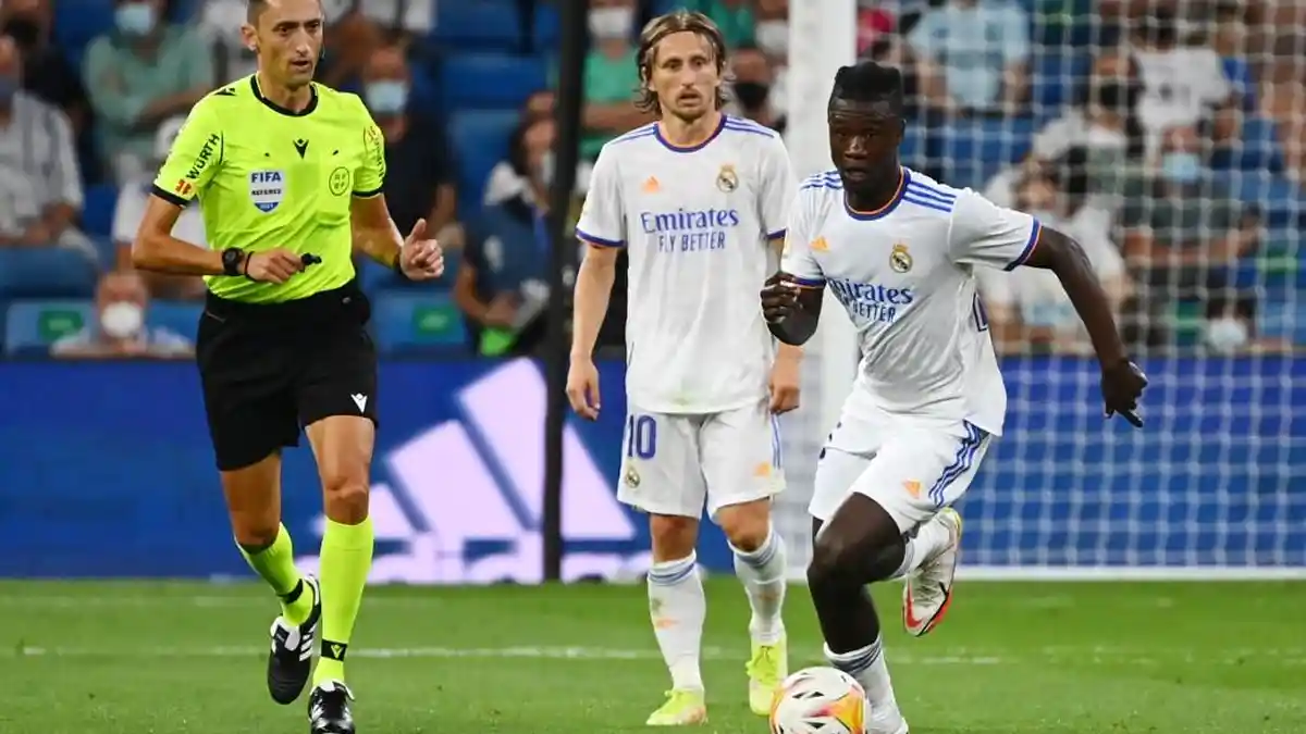 Eduardo Camavinga Kunci bagi Real Madrid saat Jamu Manchester City, Tapi Dia Cedera Jelang Leg Ke-2