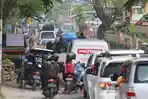kemacetan-di-jalan-re-martadinata_20180618_200052.jpg