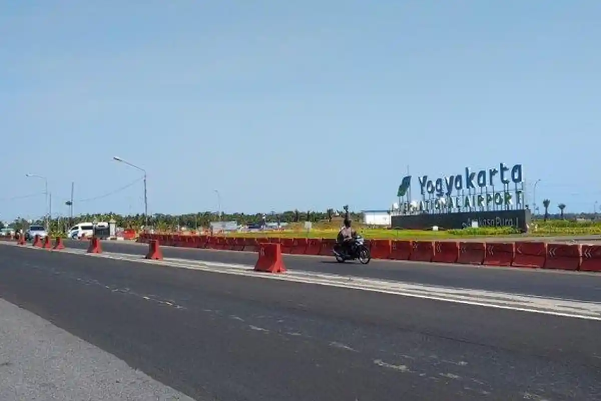 Dampak Erupsi Gunung Merapi, Bandara YIA Update Data BMKG dan AirNav Tiap 30 Menit