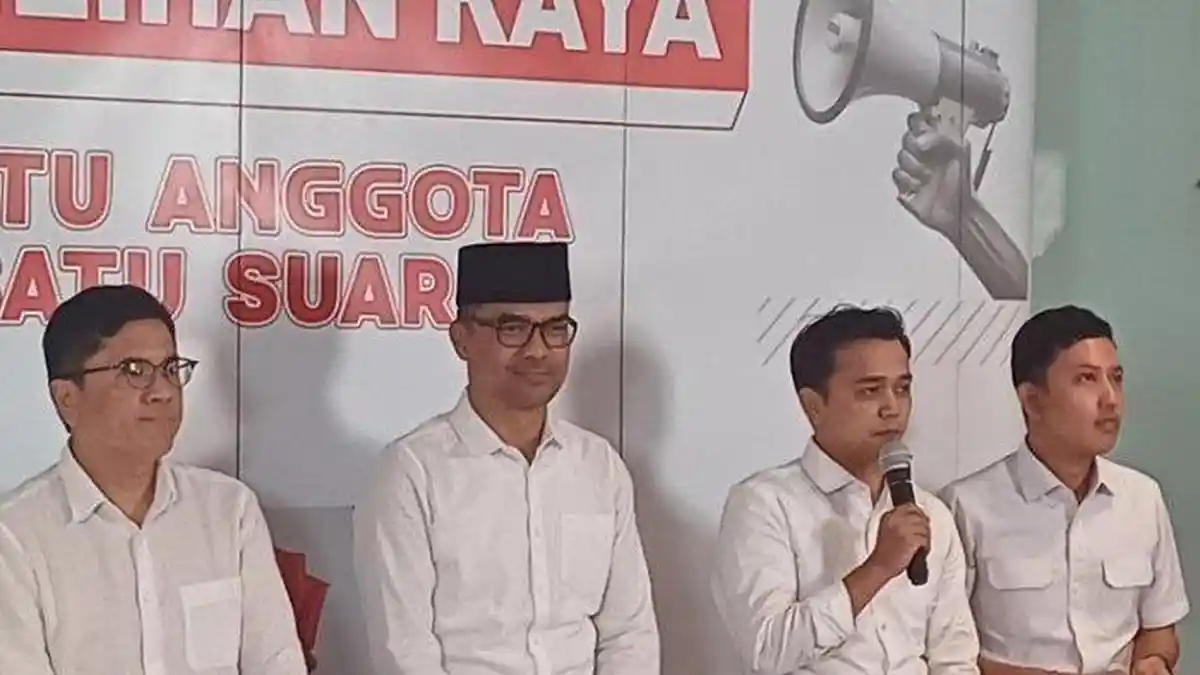 Sosok Ronald A Sinaga Pria Kelahiran Makassar Siap Hadapi Jokowi di Pemilihan Ketum PSI