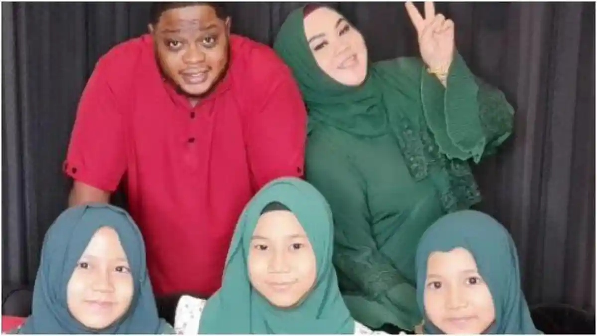 DULU PILU Artis Malaysia Asal Sunda Ini Diselingkuhi Suami, Kini Dibahagiakan Suami Baru Afrika