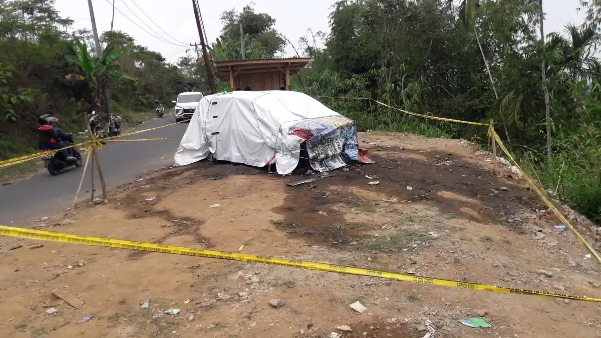 Peran Ibu dan Anak dalam Kasus Jenazah Terpanggang dalam Mobil di Cidahu, Satu Pelaku Terluka