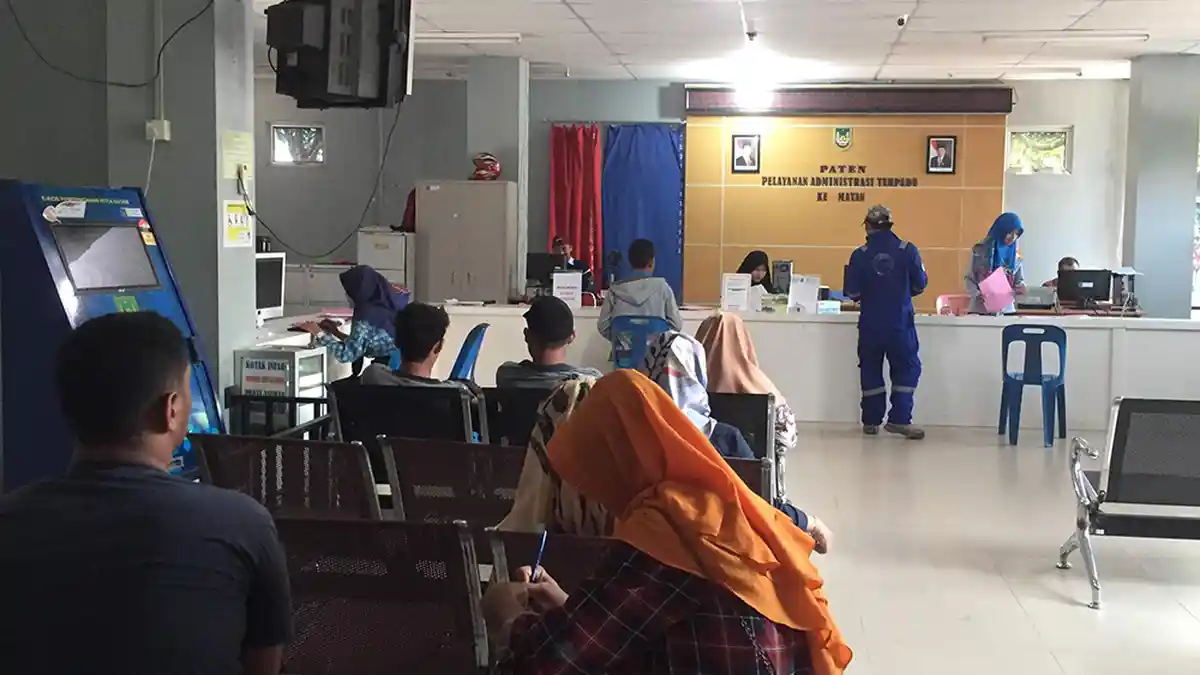 Pemadaman Listrik Disebut Tak Ganggu Pengurusan e-KTP dan KK di Batam