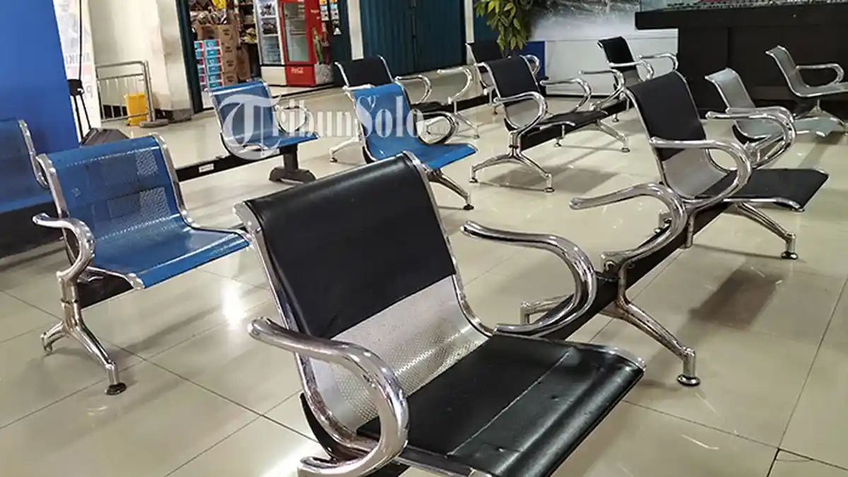Potret Kondisi Terminal Tirtonadi Solo saat PPKM Darurat: Penumpang Rerata 200 Orang Per Hari 