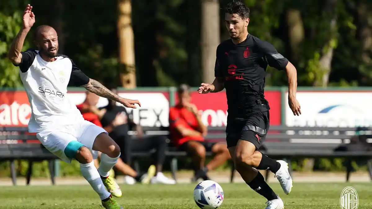 TERPOPULER BOLA: Jadwal Final Piala Presiden 2022 hingga Rossoneri Bikin 3 Gol Kurang dari 30 Menit