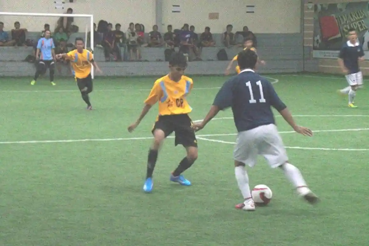 Krimsus Buta Kekuatan Lawan