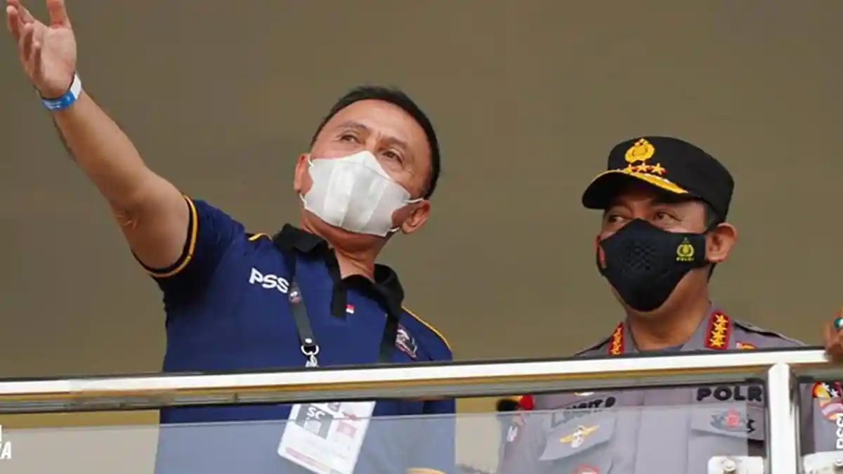 Detik-detik Kapolri Jenderal Listyo Sigit Jalani Tes Swab Antigen Dikawal Ketua Umum PSSI Iwan Bule