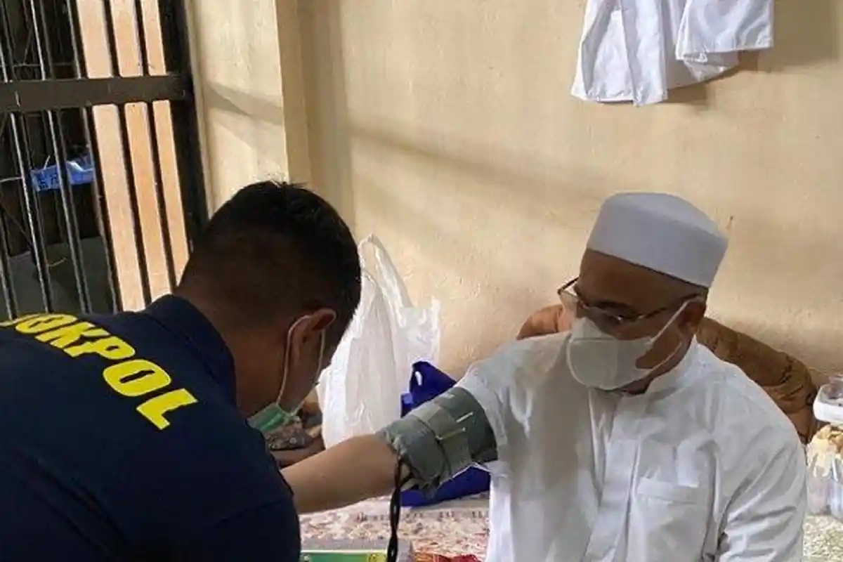 FPI Dilarang, Masa Penahanan Habib Rizieq Diperpanjang, Pimpinan FPI Tolak Tandatangan