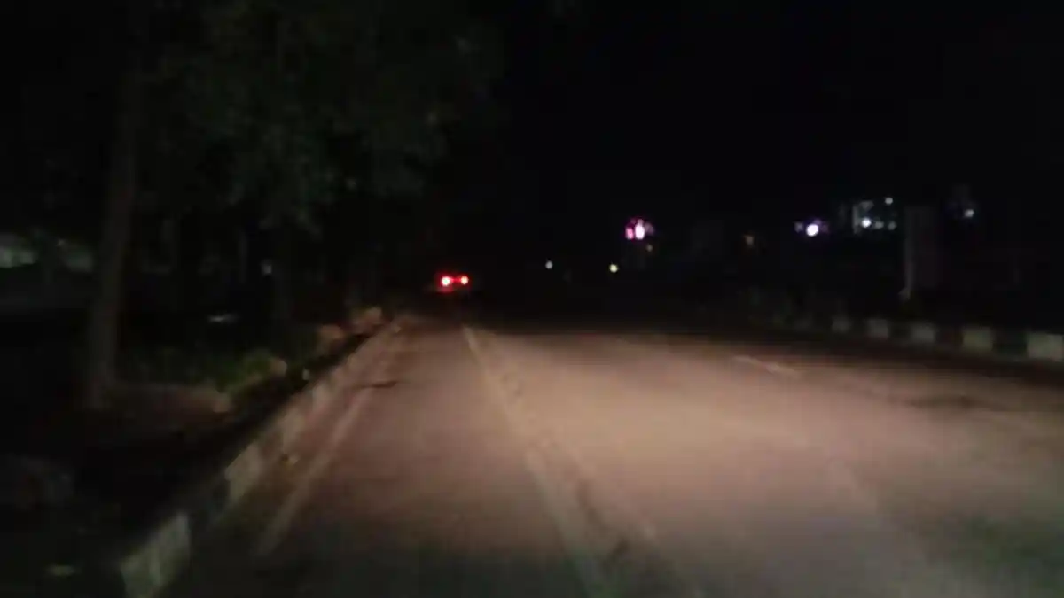 Suasana Kota Malang pada Malam Hari Saat PPKM Darurat
