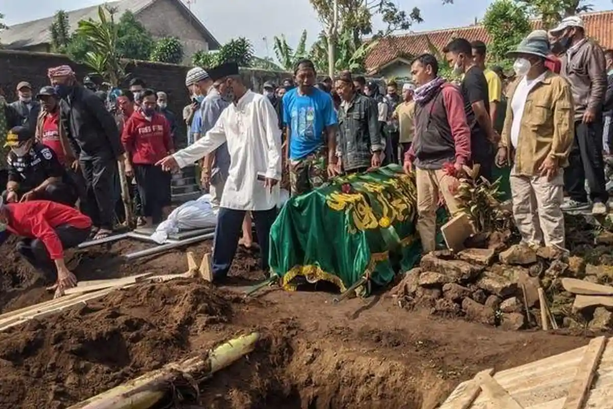 Menguak Sosok Mr X, Saksi yang Bajunya Ada Bercak Darah saat Mayat Ibu & Anak Subang Ditemukan