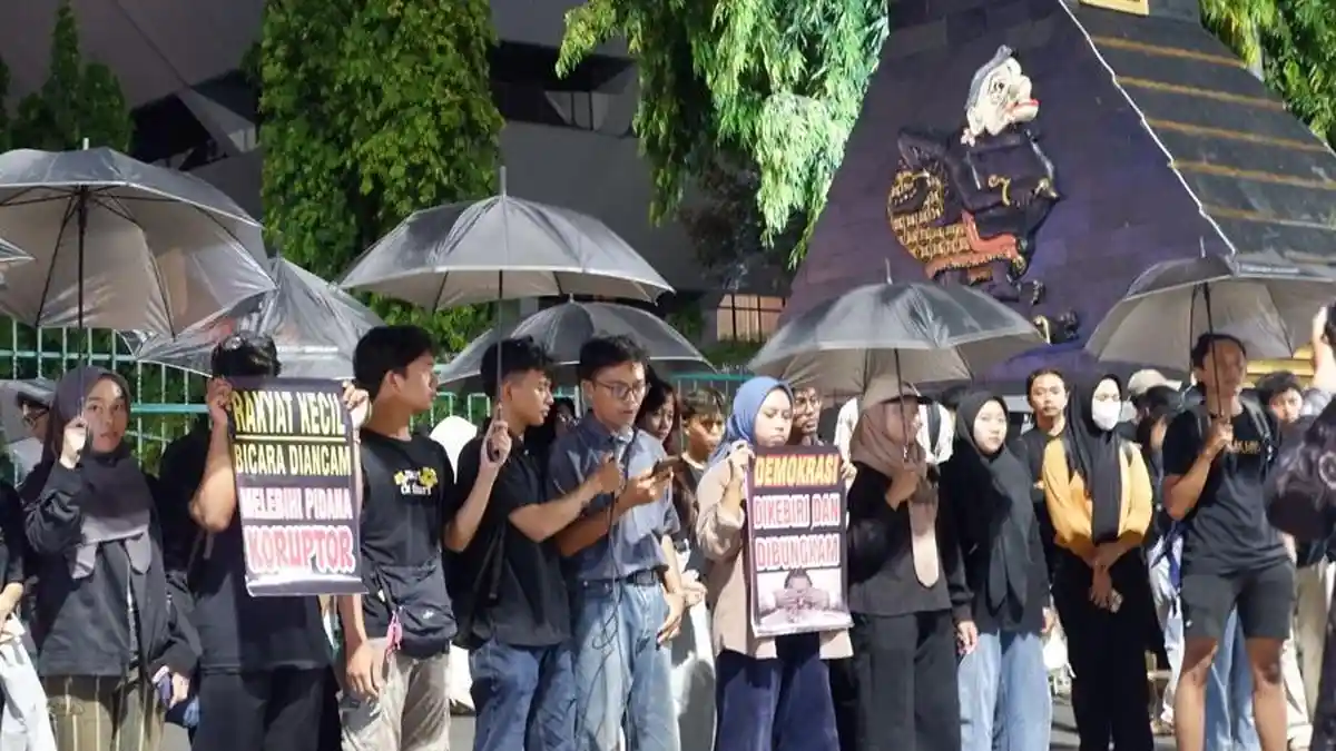 Aksi Kamisan Semarang Tolak UU KUHAP: Semua Bisa Ditangkap