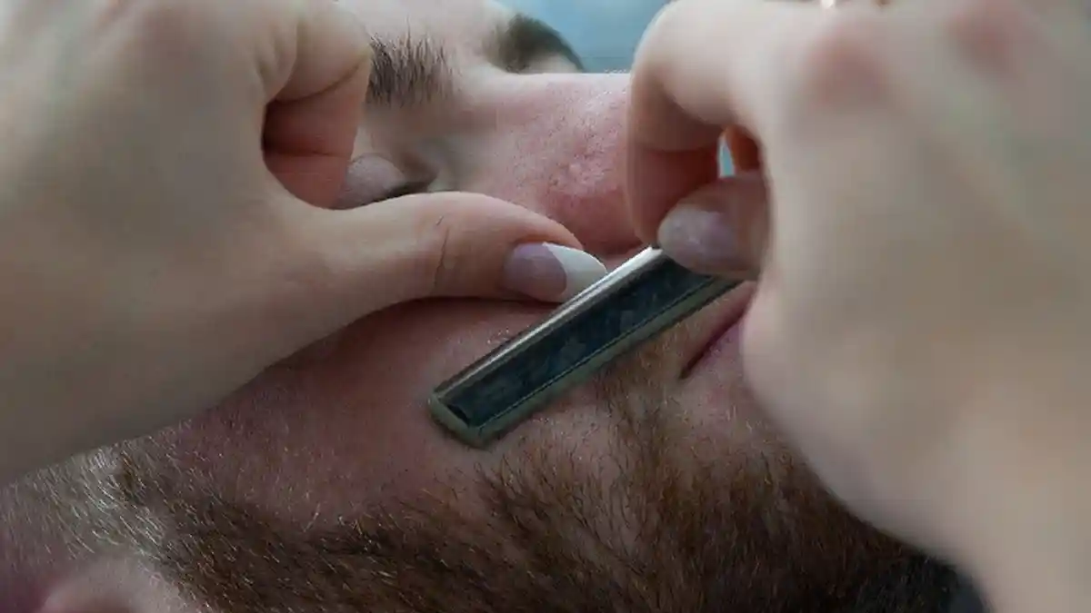 Sering Dilakukan Banyak Orang, Ternyata Ini 5 Kesalahan dan Perawatan Saat Mencukur