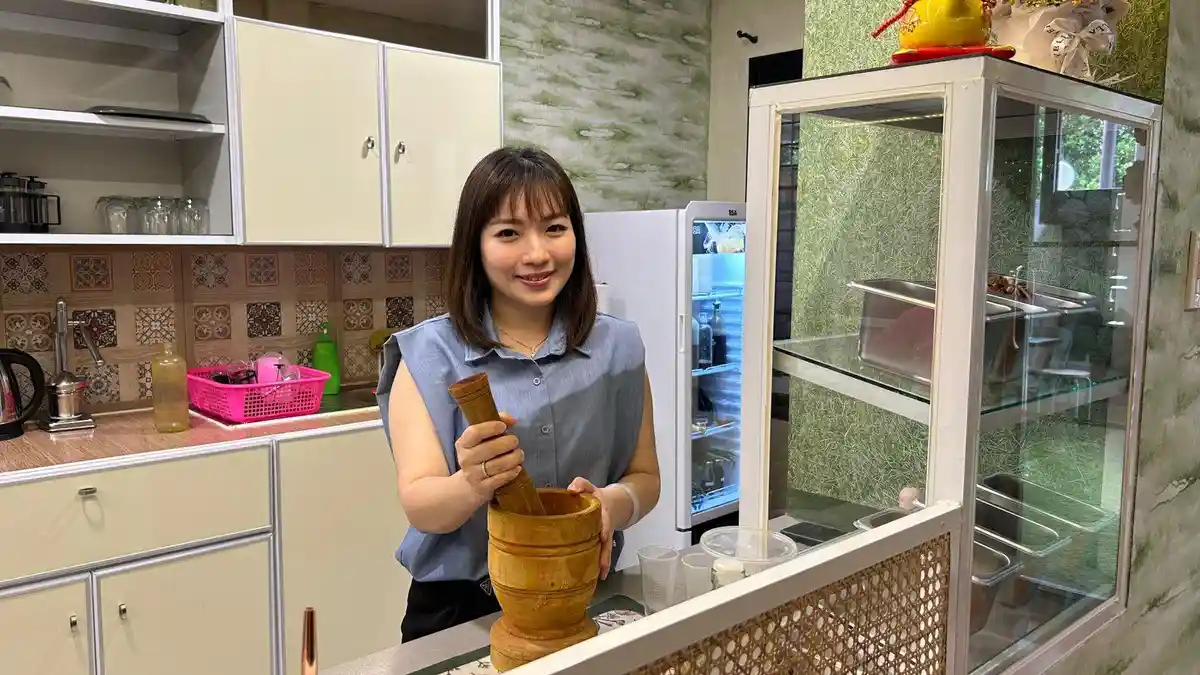 Angkat Resep Turun-temurun, Roemah Ny Rose Sajikan Jamu Tradisional dengan Konsep Kekinian