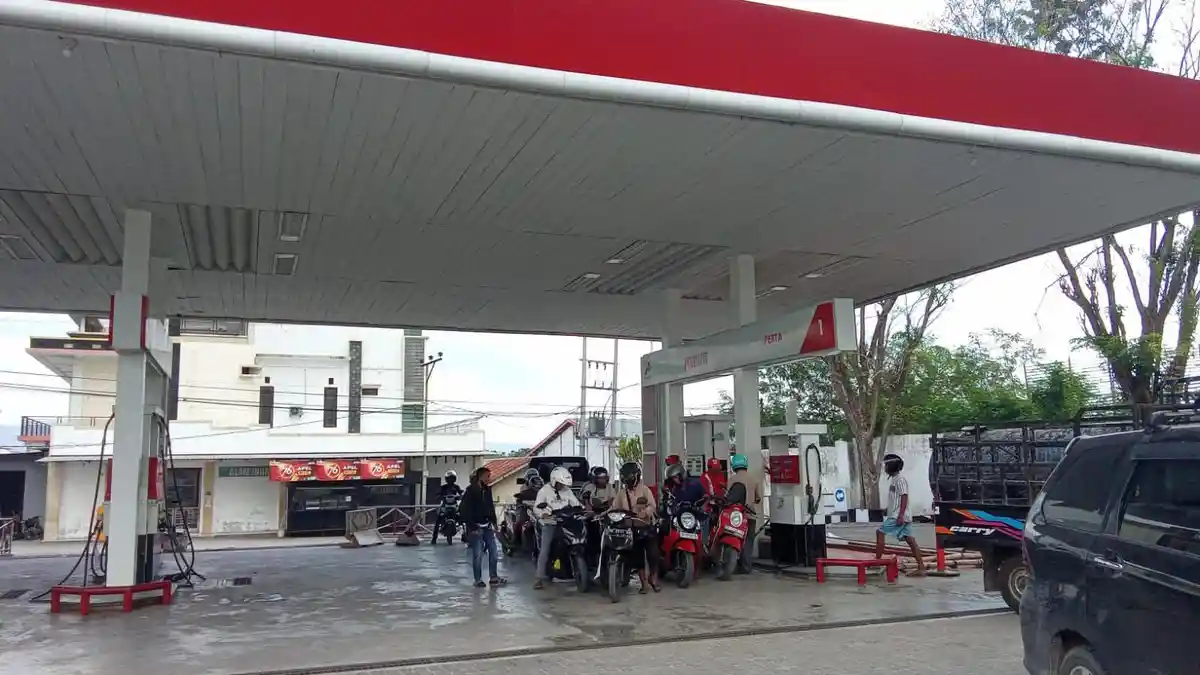 Pertamina Pastikan BBM Subsidi Nelayan Sumba Barat Daya Aman dan Tepat Sasaran - Pos-kupang.com