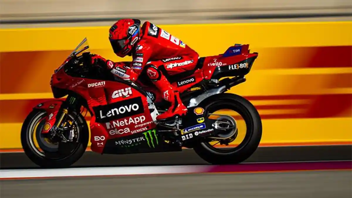 Hasil Sprint Race MotoGP Jerez 2025: Satu Tim, Marc Marquez Terlalu ...