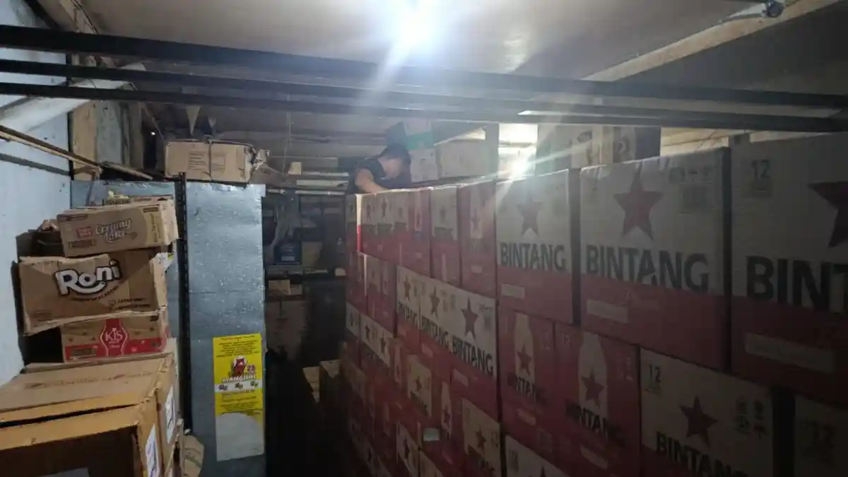 BREAKING NEWS: 11.884 Botol Miras Disita di Kota Selatan Gorontalo