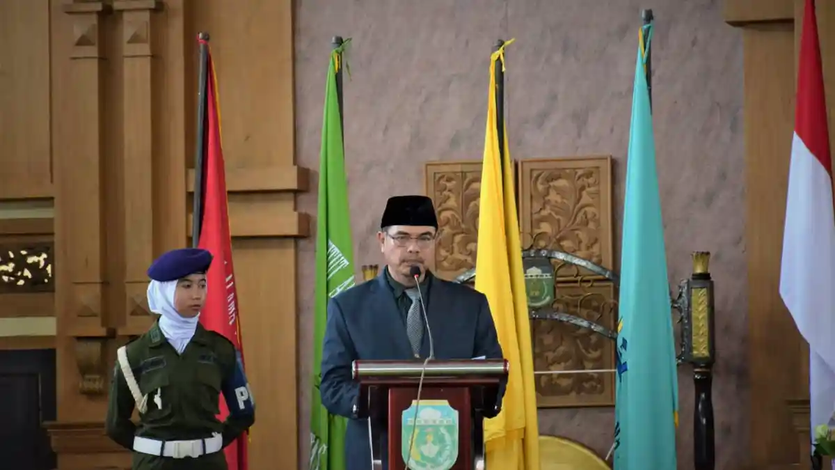 Wisuda IAI, Sekda Pinta Wisudawan/Wisudawati Terus Kembangkan Kompetensi