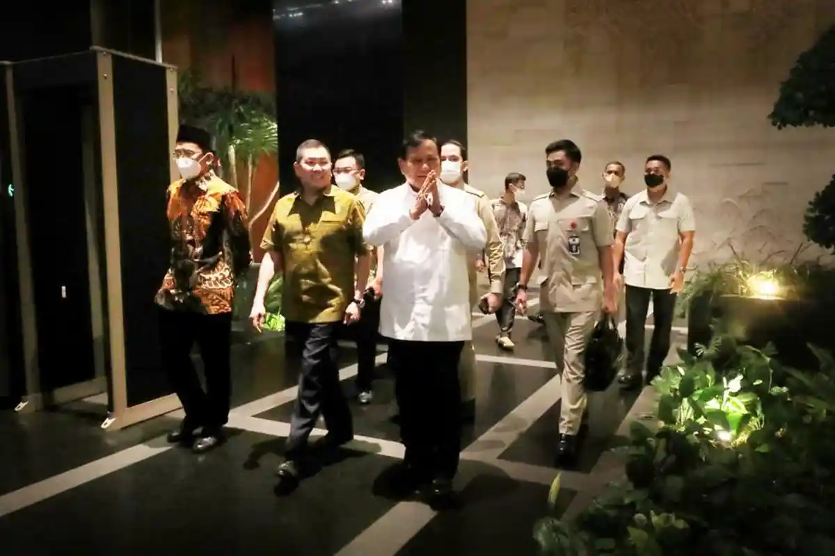 Hary Tanoesoedibjo - Prabowo Bertemu 4 Mata, Ini yang Dibicarakan 2 Pimpinan Parpol