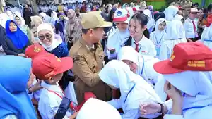 20260601-_-Bupati-Sapa-Siswa-SMP-Negeri-1-Kudus.jpg