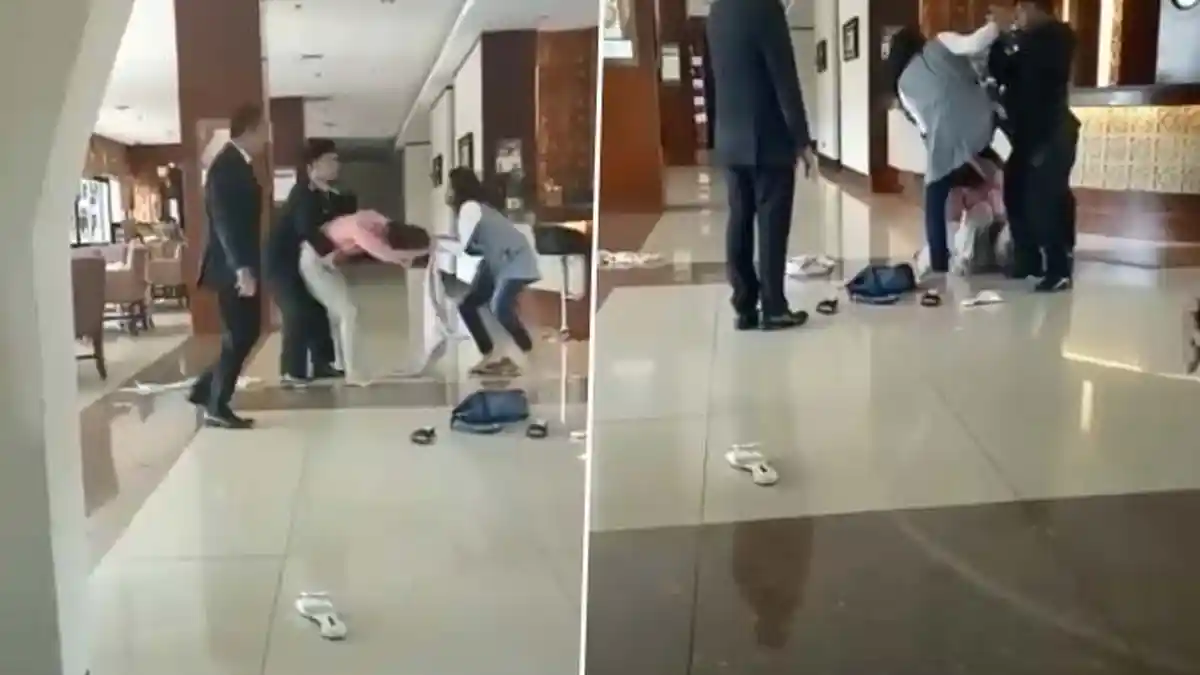 Viral! Video Pelakor Dilabrak Wanita Lain Sampai Leher Diinjak dan Hijab Dilepas, Netizen Kegirangan