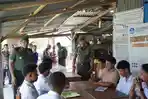 Ratusan Siswa SMP - SMA Nesi Neonmat "Hijrah KBM" di Korem 161/WS Kupang