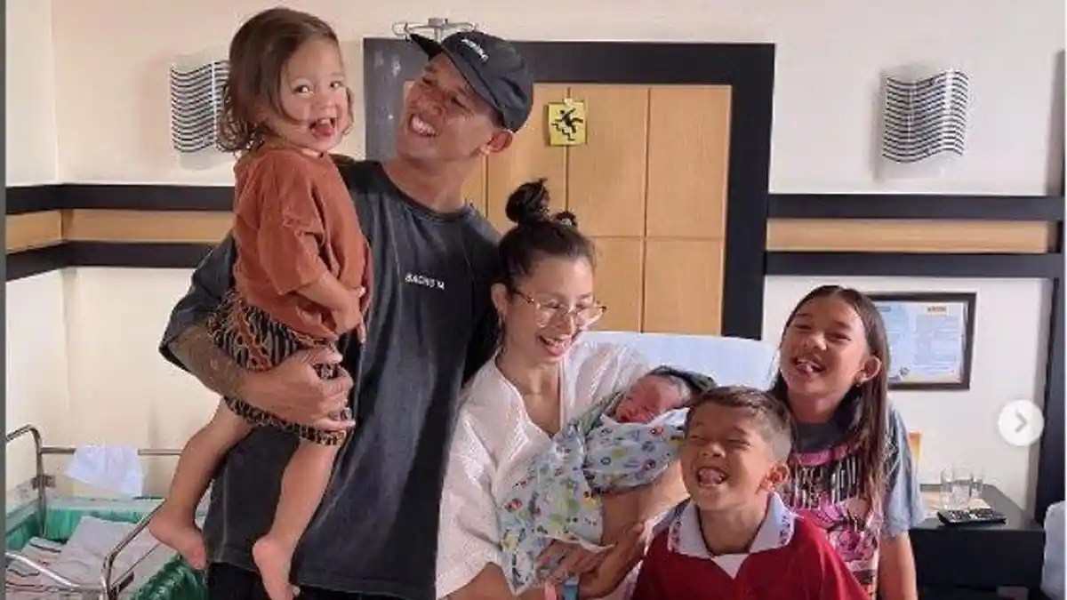 Jennifer Bachdim Ungkap Cara Bagi Waktu Mengurus 4 Anak Tanpa Pengasuh dan Lakukan Pekerjaan