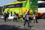 Terminal AKAP Kalideres Dipadati Pemudik Lebaran