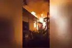 Kebakaran Tengah Malam di Desa Tabihi HSS, Hanguskan Tiga Buah Rumah