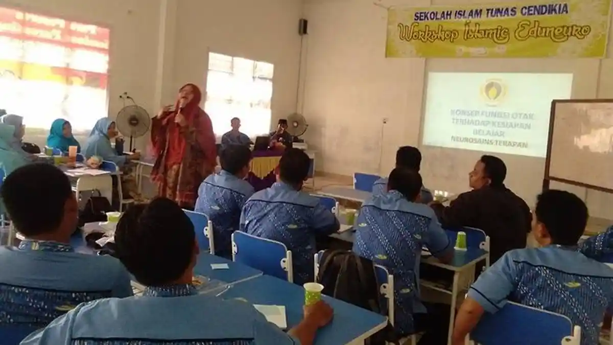 Guru SIT Tuncen Baturaja Tingkatkan  Wawasan Bersama  Islamic Eduneuro